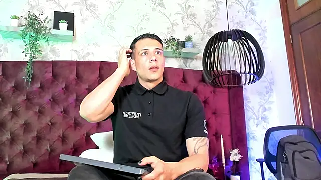 Dustin Sonne online show from 04.05.26