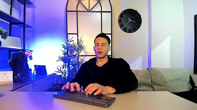 Snapshot of Dustin_Sonne chatting on 04.21.26 Dustin Sonne online show from 04.21.26