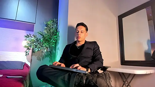 Snapshot of Dustin_Sonne chatting on 06.03.26 Dustin Sonne online show from 06.03.26