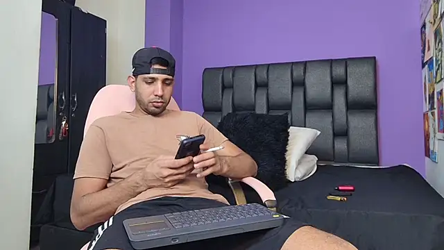 ashtoncooperr online show from 09.27.25