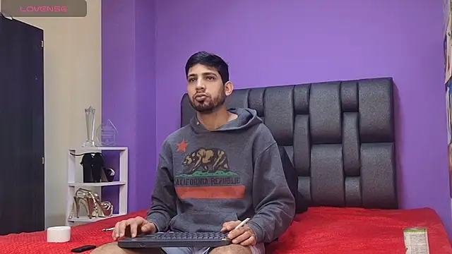 ashtoncooperr online show from 10.13.25