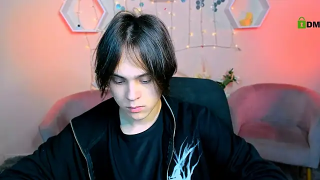 Snapshot of karl_mans chatting on 11.15.25 karl mans online show from 11.15.25