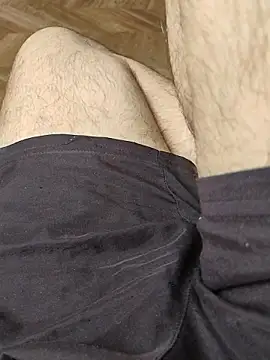 Snapshot of LeoMaduroSP chatting on 10.03.25 LeoMaduroSP online show from 10.03.25