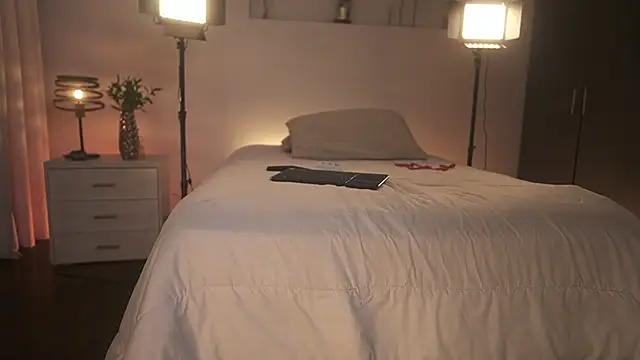 ximena cortez 03 online show from 02.04.26