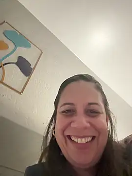 Snapshot of PrettyKittyMia chatting on 03.29.26 PrettyKittyMia online show from 03.29.26