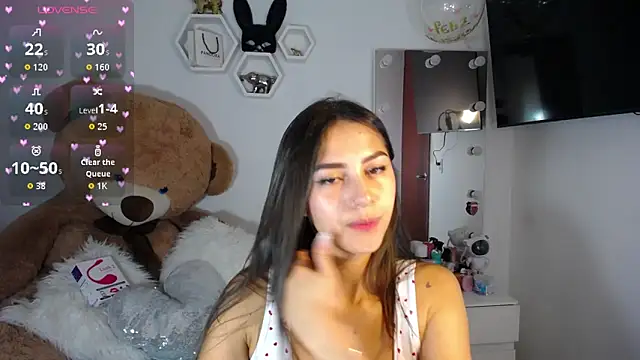 channel-rose1 online show from 11.05.25