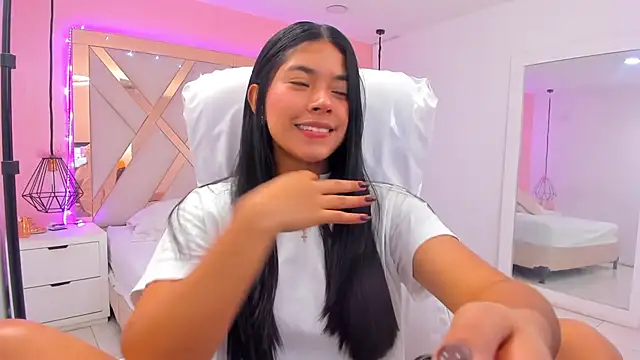 samantaa shy online show from 04.20.26