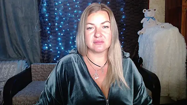 NikaSkylink online show from 09.12.25