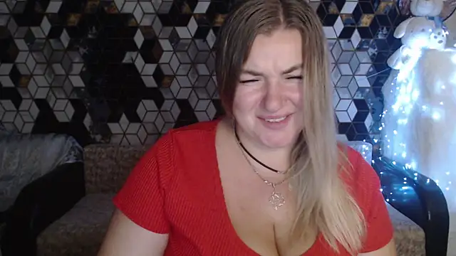 NikaSkylink online show from 11.13.25