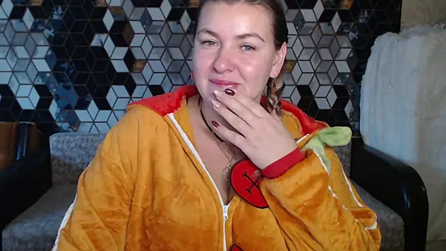 NikaSkylink online show from 12.16.25