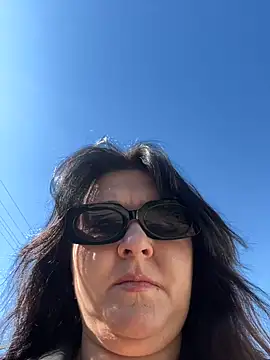 Liza Will online show from 09.13.25