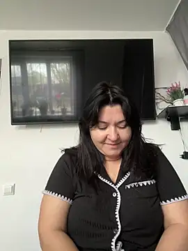 Liza Will online show from 12.16.25