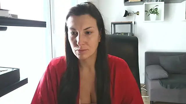 DonnaAmore online show from 10.13.25