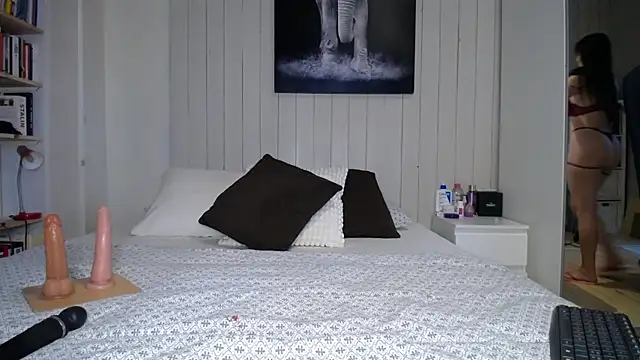 alexa moreti online show from 11.20.25