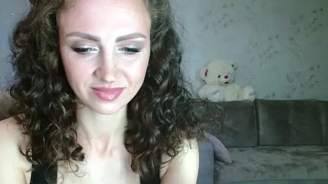 Amber Carrol online show from 06.06.26