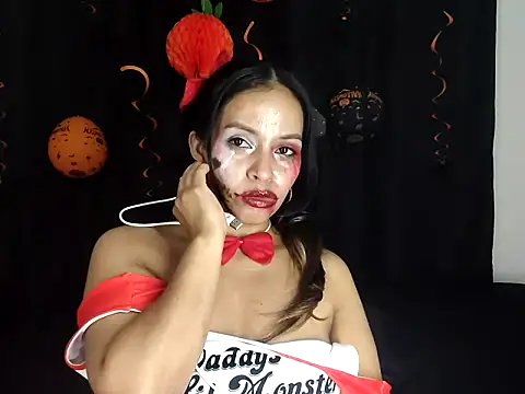 AntonelaMorriz online show from 10.10.25