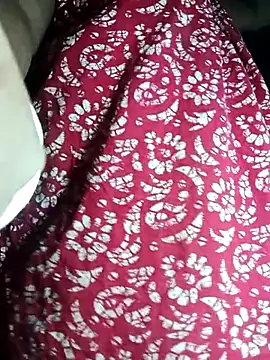 Snapshot of Nude-Priya2 chatting on 10.16.25 Nude-Priya2 online show from 10.16.25