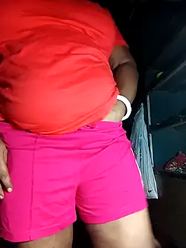 Snapshot of Nude-Priya2 chatting on 10.30.25 Nude-Priya2 online show from 10.30.25