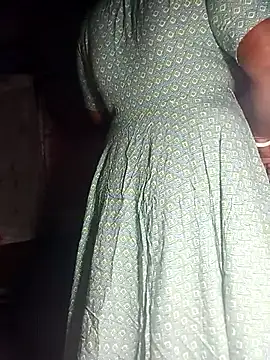 Snapshot of Nude-Priya2 chatting on 11.13.25 Nude-Priya2 online show from 11.13.25