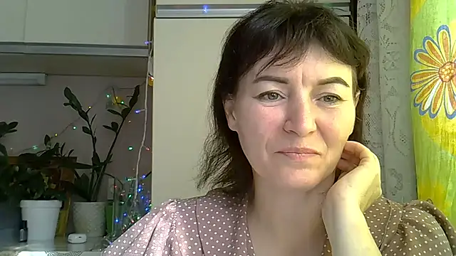 Krystal 82 online show from 09.10.25