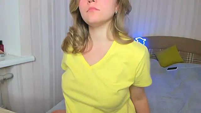 Snapshot of milalapka chatting on 10.16.25 milalapka online show from 10.16.25