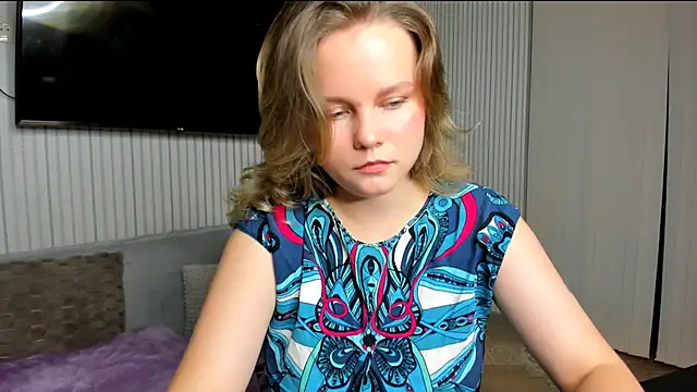 Snapshot of milalapka chatting on 10.18.25 milalapka online show from 10.18.25