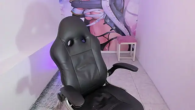 Snapshot of Dereck_Boy8 chatting on 11.06.25 Dereck Boy8 online show from 11.06.25