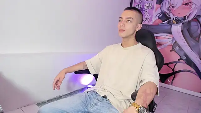 Snapshot of Dereck_Boy8 chatting on 11.26.25 Dereck Boy8 online show from 11.26.25