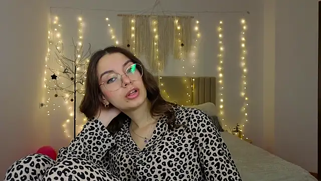 Real cutie1 online show from 01.09.26