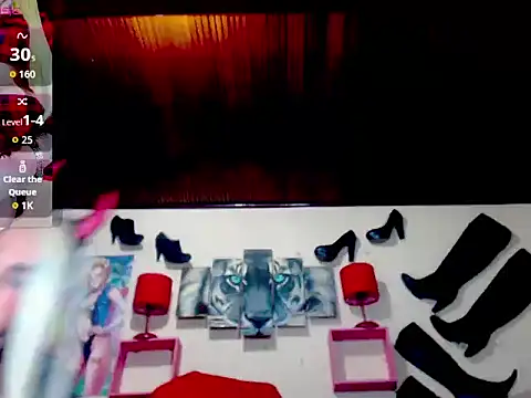 blondehot5v online show from 09.18.25