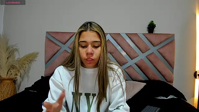Rachell criss online show from 06.03.26