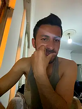 emredenizz07 online show from 11.03.25