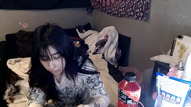 London Ray online show from 02.26.26