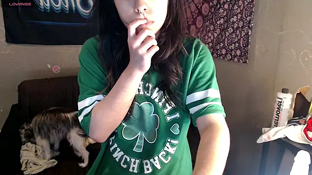 London Ray online show from 03.21.26