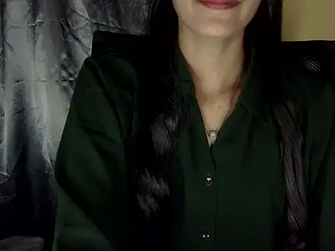 Snapshot of zara_Khan0 chatting on 10.26.25 zara Khan0 online show from 10.26.25