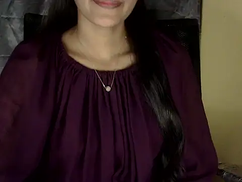 Snapshot of zara_Khan0 chatting on 11.13.25 zara Khan0 online show from 11.13.25