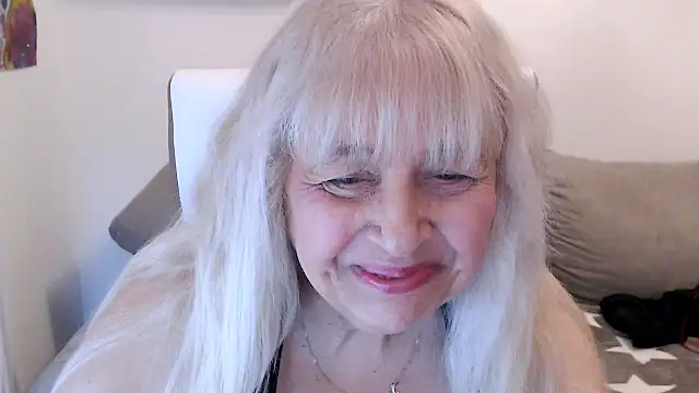 Snapshot of SusiLifeXXX chatting on 09.18.25 SusiLifeXXX online show from 09.18.25