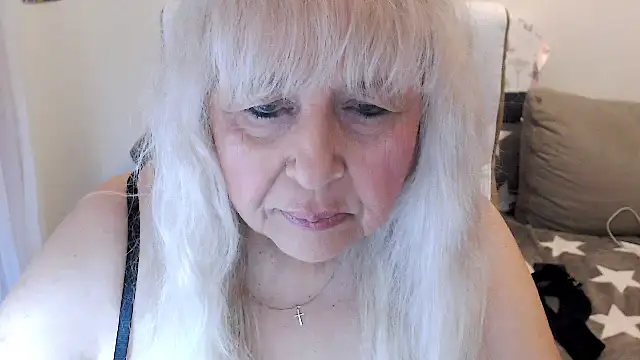 Snapshot of SusiLifeXXX chatting on 09.21.25 SusiLifeXXX online show from 09.21.25