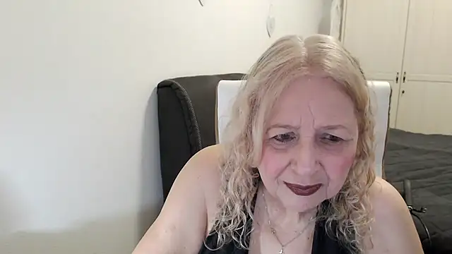 SusiLifeXXX online show from 05.24.26