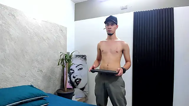  Axel 09 online show from 10.01.25