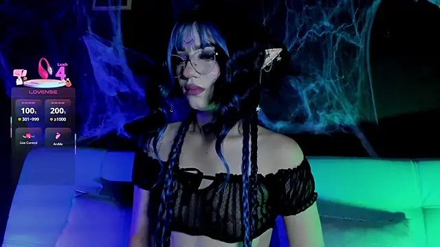 Snapshot of madiixwatson chatting on 10.22.25 madiixwatson online show from 10.22.25