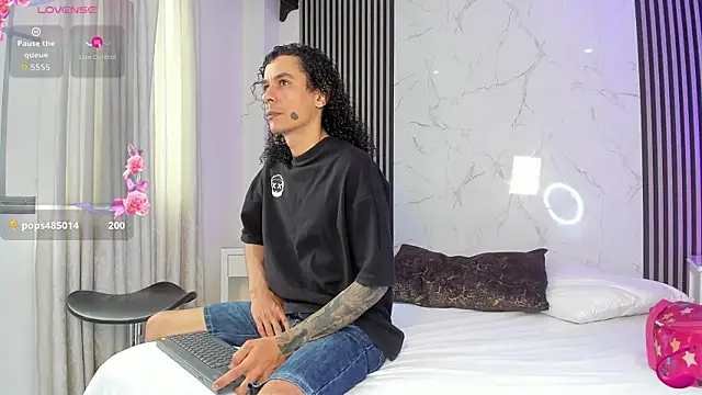 JackAndRosse  online show from 12.16.25