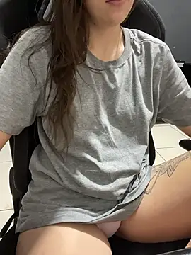 novinhacasada22 online show from 03.04.26