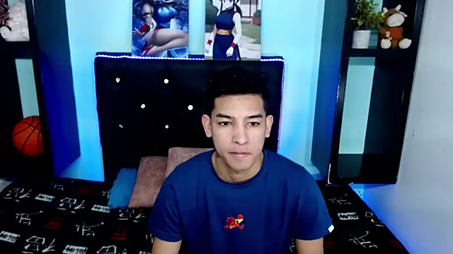 Snapshot of x_oliver_x chatting on 11.27.25 x oliver x online show from 11.27.25