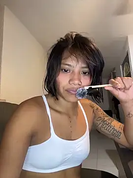 Snapshot of Nia_Desire chatting on 04.30.26 Nia Desire online show from 04.30.26