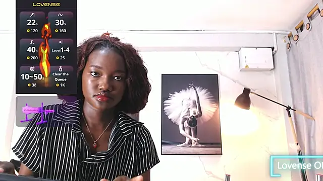 Snapshot of Evaa_18 chatting on 10.15.25 Evaa 18 online show from 10.15.25