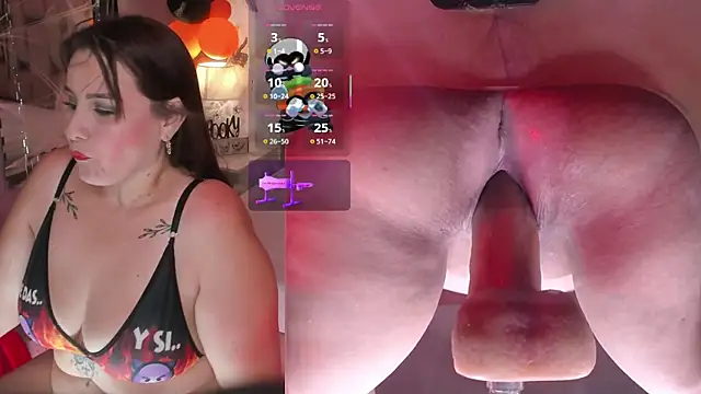 ErikaMontiel   online show from 10.17.25