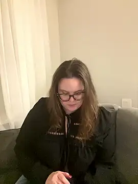 Snapshot of MariaMirabella chatting on 01.05.26 MariaMirabella online show from 01.05.26