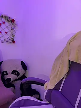 Emily Taylor2 online show from 02.22.26