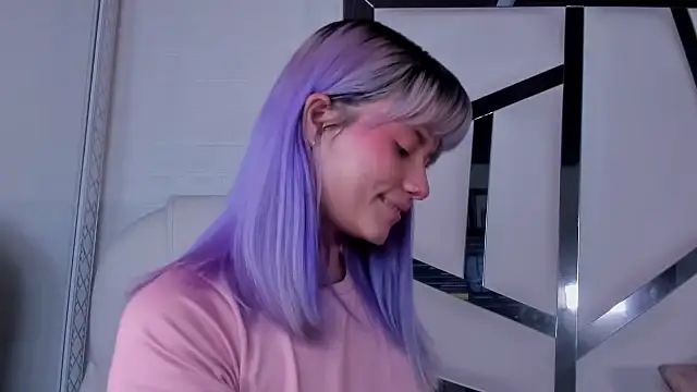 Snapshot of barbieambar chatting on 11.16.25 barbieambar online show from 11.16.25